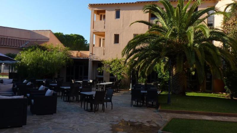 Hotel Les Pavillons Du Golfe 3*